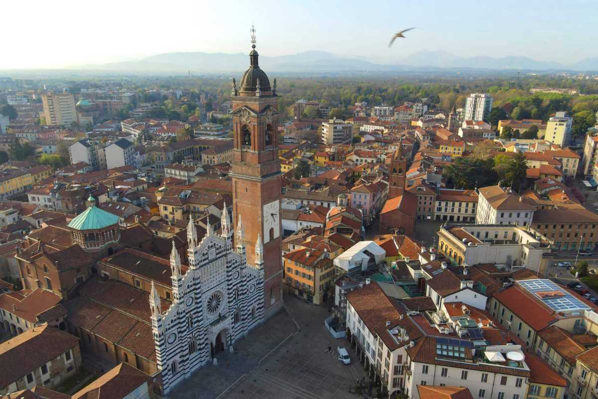 Mercatini di Natale a Monza, includi Monza
